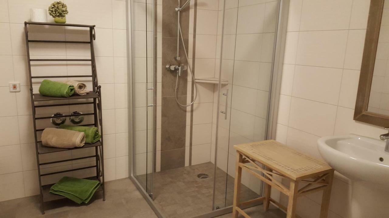 Gruener Wald Apartment Burg Kauper Bagian luar foto